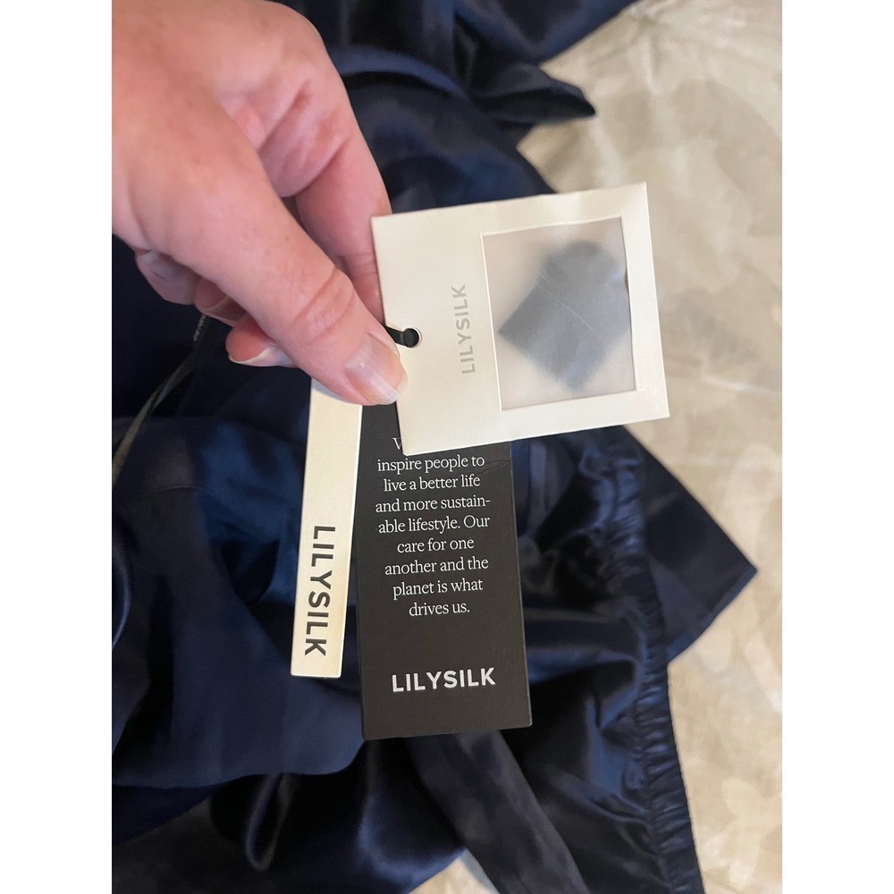 Lilysilk Navy Blue 100% Pure Mulberry Silk Pajama Set XL NWT Luxury Sleepwear - Picture 3 of 11